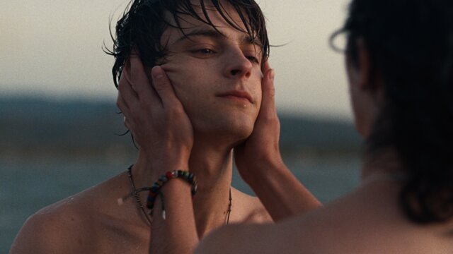 Conan Gray - Vodka Cranberry